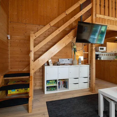 Дом отдыха Ferienhaus-gerdi Schwarz (Mecklenburgische Seenplatte)